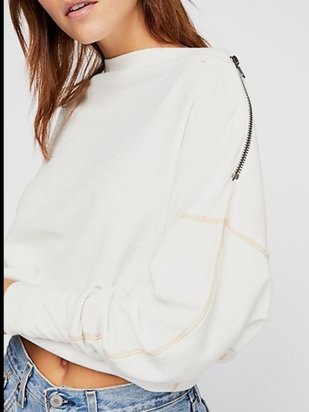 We The Free White Women's Sweater - Classic Crew Sz L